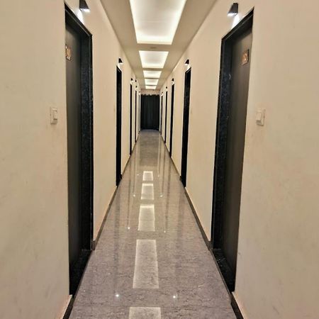 Hotel Shiv Mangalam Near Kashi Vishwanath Tample 瓦拉纳西 外观 照片
